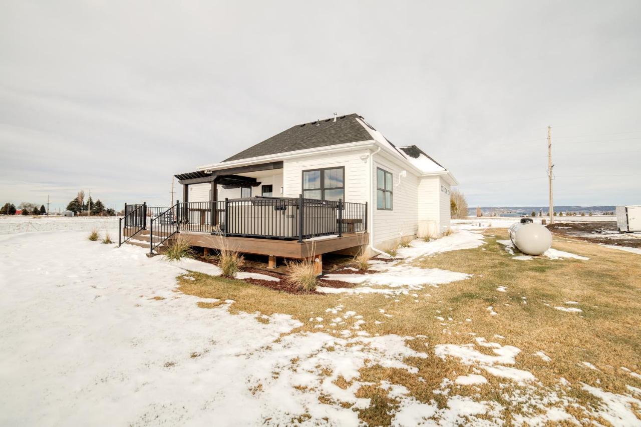 Teton Valley Getaway With Private Deck And Hot Tub! Ashton Eksteriør billede